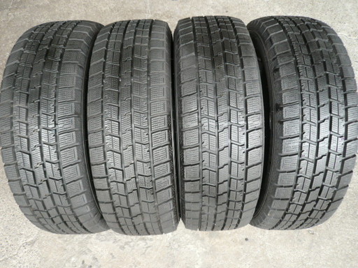 中古スタッドレスタイヤ195/65R15 91Q