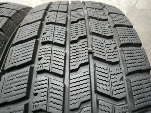 中古スタッドレスタイヤ215/60R17 96Q