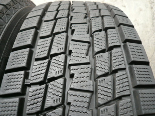 中古スタッドレスタイヤ225/65R17 102Q