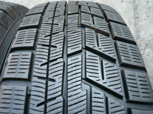 中古スタッドレスタイヤ195/65R15 91Q
