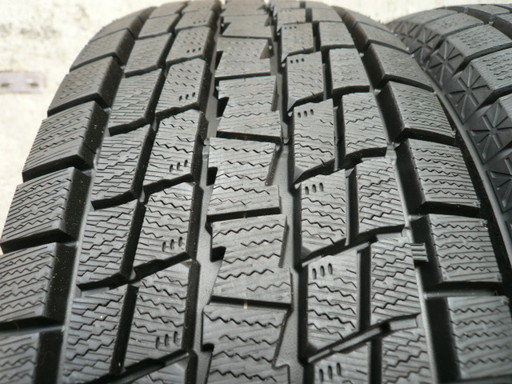 中古スタッドレスタイヤ215/70R16 100Q