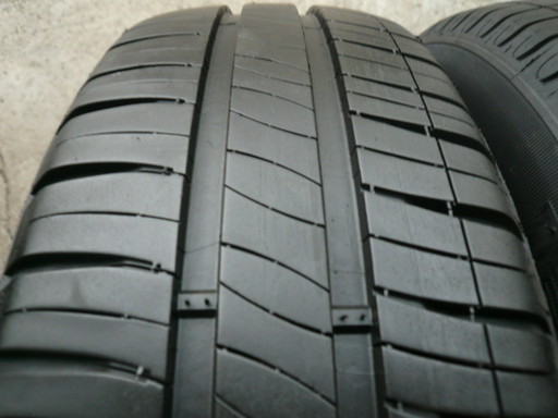 中古タイヤ175/70R14 88T