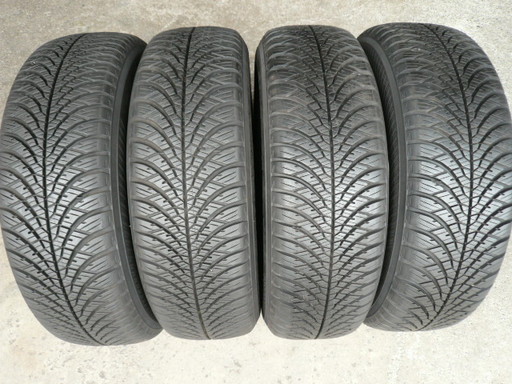 中古タイヤ175/65R14 82T