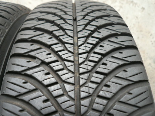 中古タイヤ175/65R14 82T