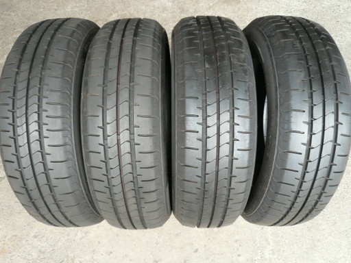 中古タイヤ175/65R14 82S