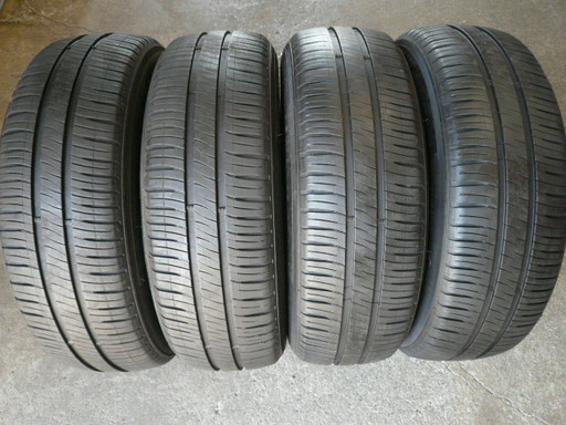 中古タイヤ185/65R15 92H