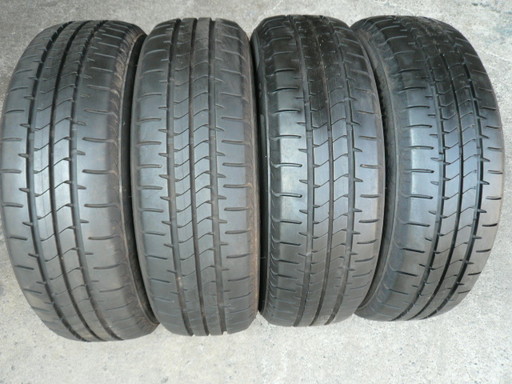 中古タイヤ175/60R15 81H