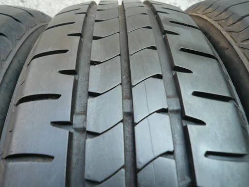 中古タイヤ175/60R15 81H