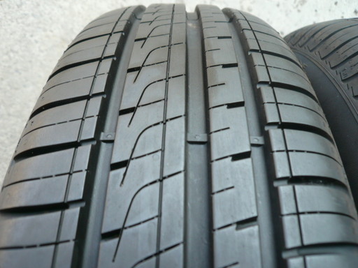 中古タイヤ175/65R15 84H