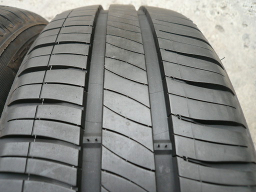 中古タイヤ185/65R15 92H