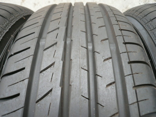 中古タイヤ195/60R15 88V