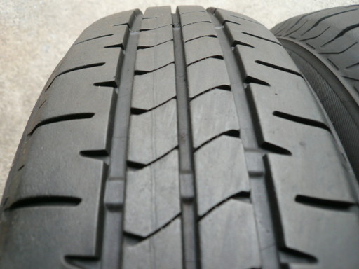 中古タイヤ165/65R15 81S