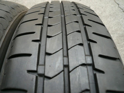 中古タイヤ165/65R15 81S