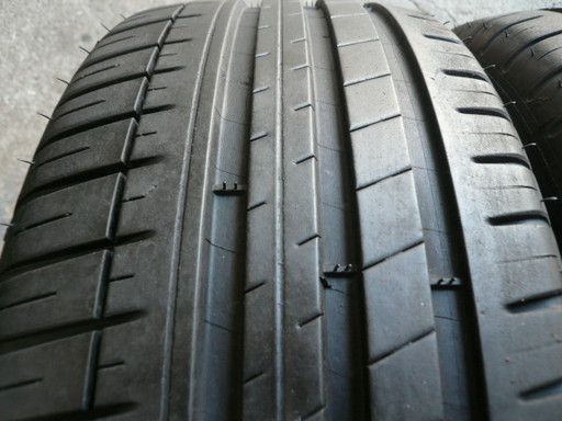 中古タイヤ205/45R16 87W