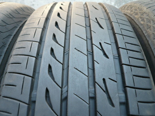 中古タイヤ205/60R16 92V
