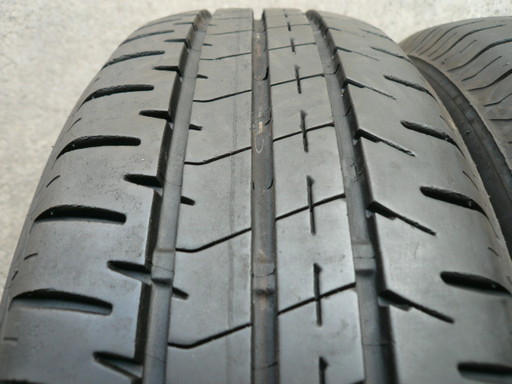 中古タイヤ185/60R16 86H