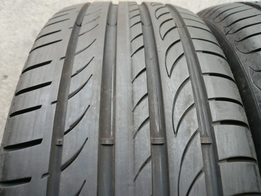 中古タイヤ215/60R16 99V