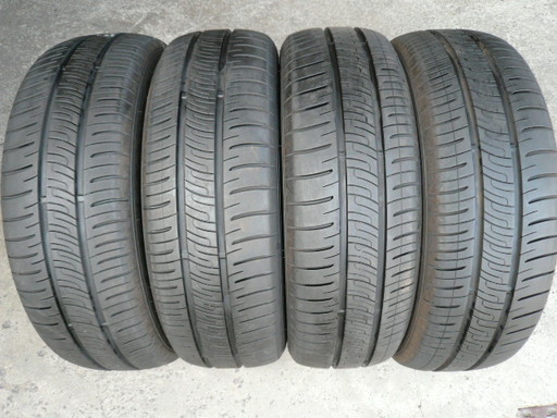 中古タイヤ195/60R16 89H