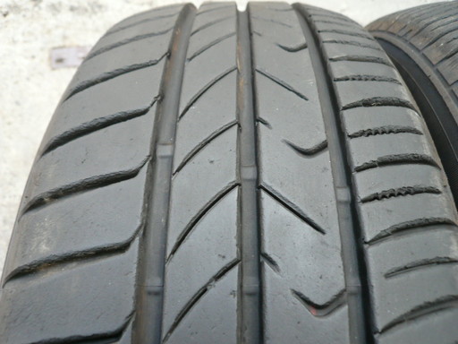 中古タイヤ205/60R16 92H
