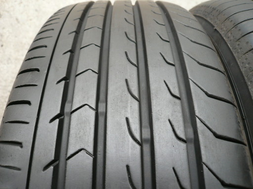 中古タイヤ215/65R16 98H