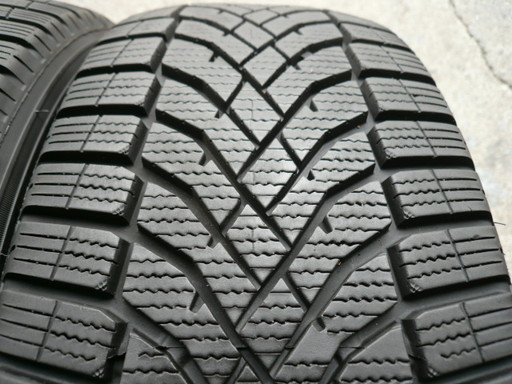 中古タイヤ205/60R16 96H
