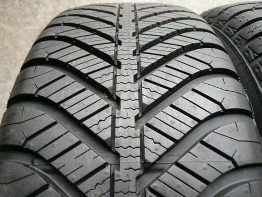 中古タイヤ205/60R16 92H