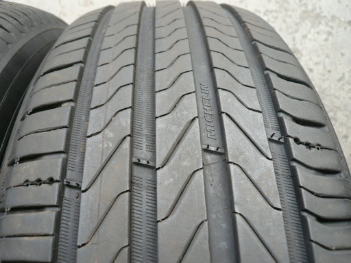 中古タイヤ205/60R16 92H