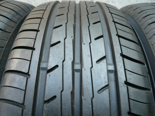 中古タイヤ215/55R17 94V