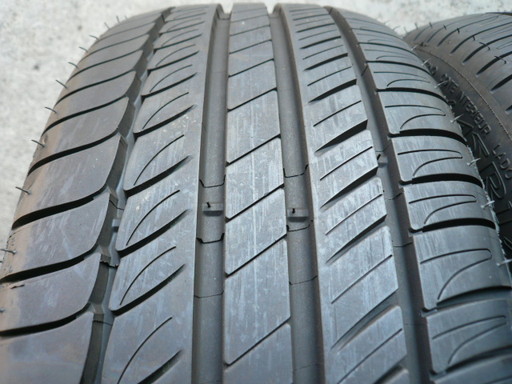 中古タイヤ215/45R17 87W