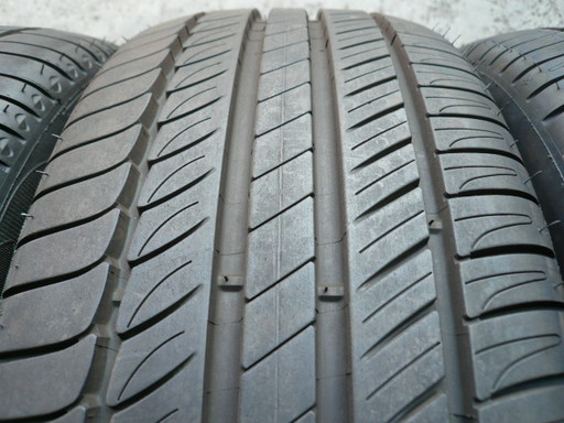 中古タイヤ215/45R17 87W