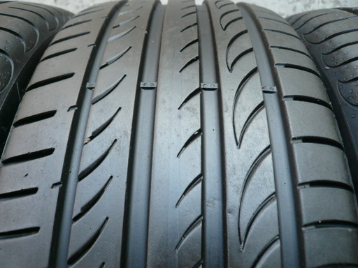 中古タイヤ205/45R17 88W