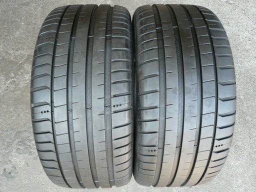 中古タイヤ245/40R17 95Y