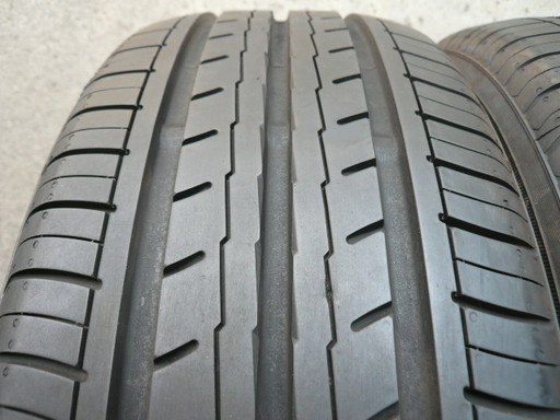 中古タイヤ215/55R17 94V