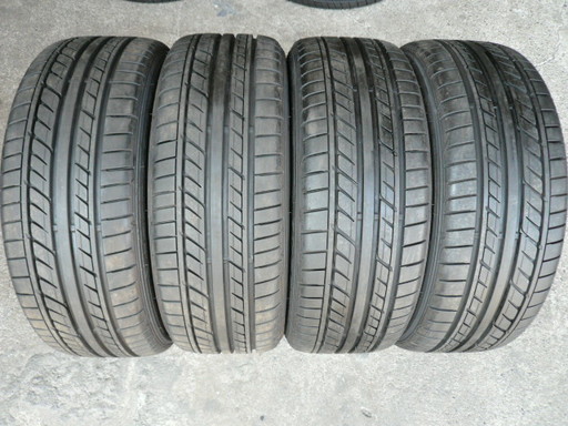 中古タイヤ215/45R17 91W
