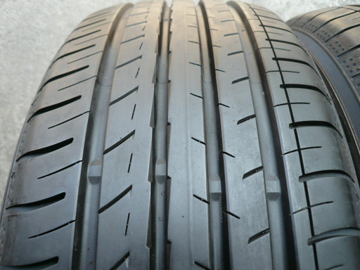 中古タイヤ215/50R17 95W