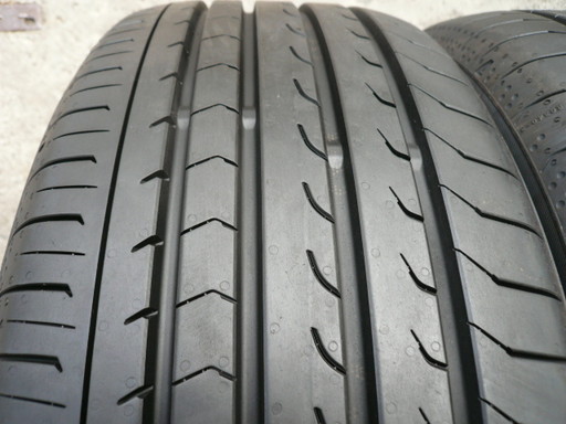 中古タイヤ215/55R17 94V