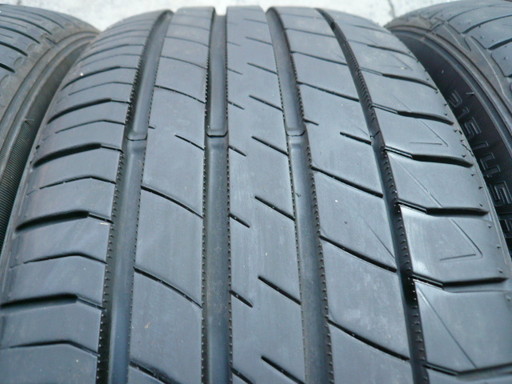 中古タイヤ215/45R17 91W
