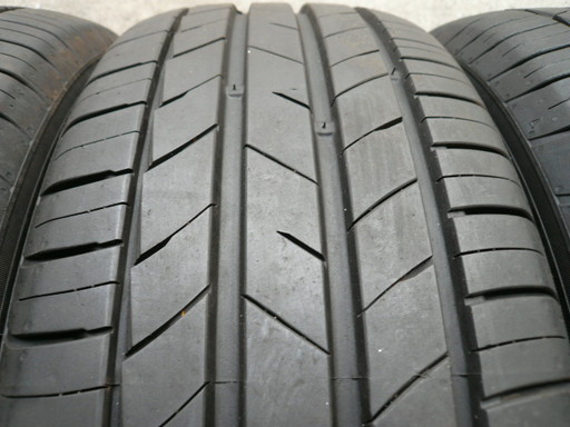 中古タイヤ215/55R17 98W