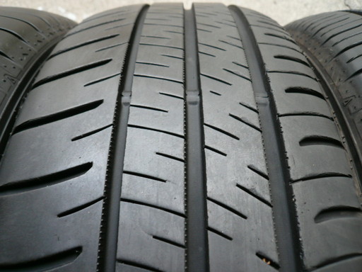 中古タイヤ215/60R17 96H