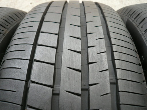 中古タイヤ225/60R17 99H
