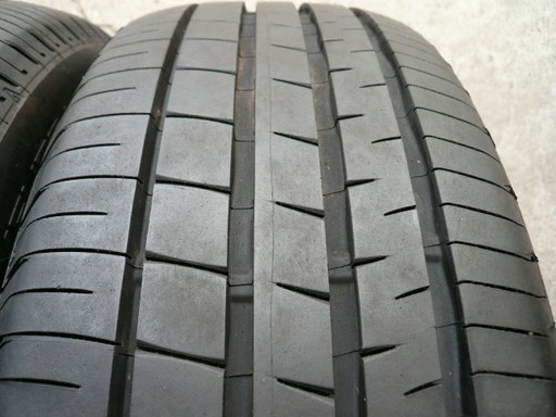 中古タイヤ225/60R17 99H