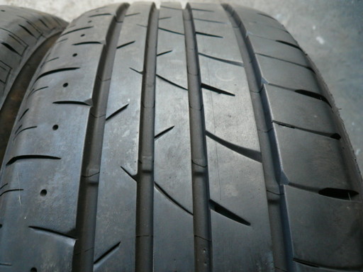 中古タイヤ235/50R18 101V