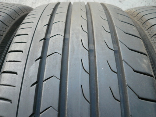 中古タイヤ225/45R19 96W