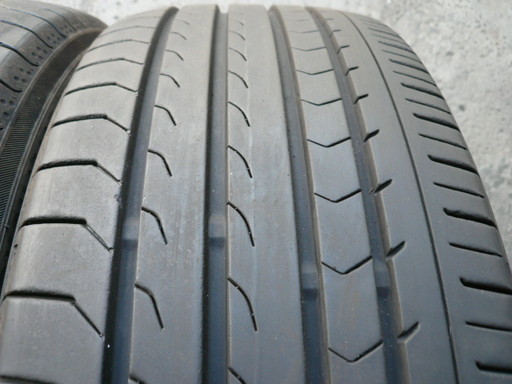 中古タイヤ225/45R19 96W