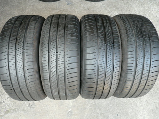 中古タイヤ235/50R18 97W
