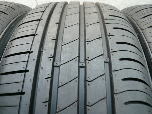 中古タイヤ235/50R18 101W