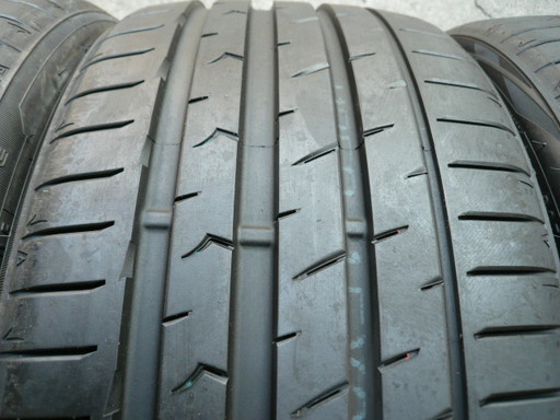 中古タイヤ225/35R19 88Y