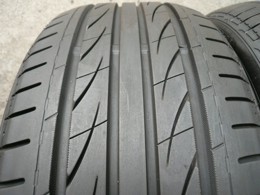 中古タイヤ245/50R18 100W